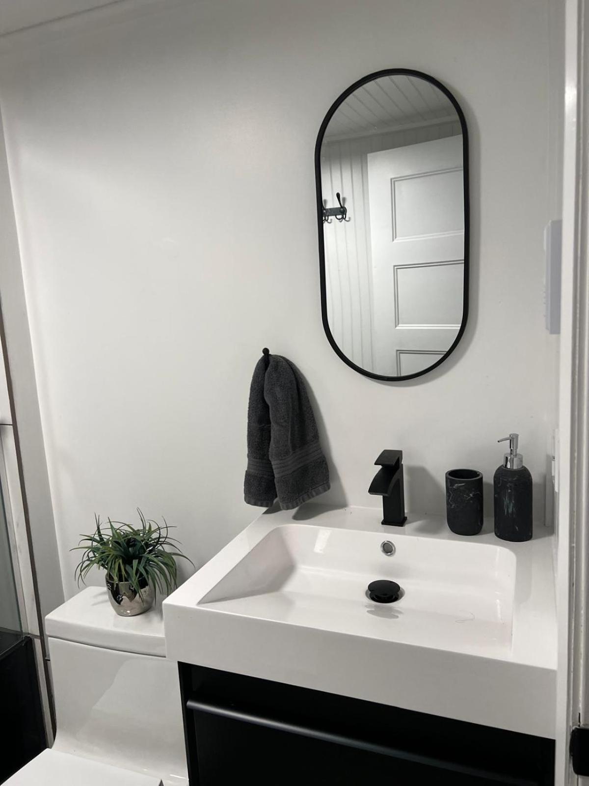 Cozy Chalet Near The Beach Shediac Luaran gambar